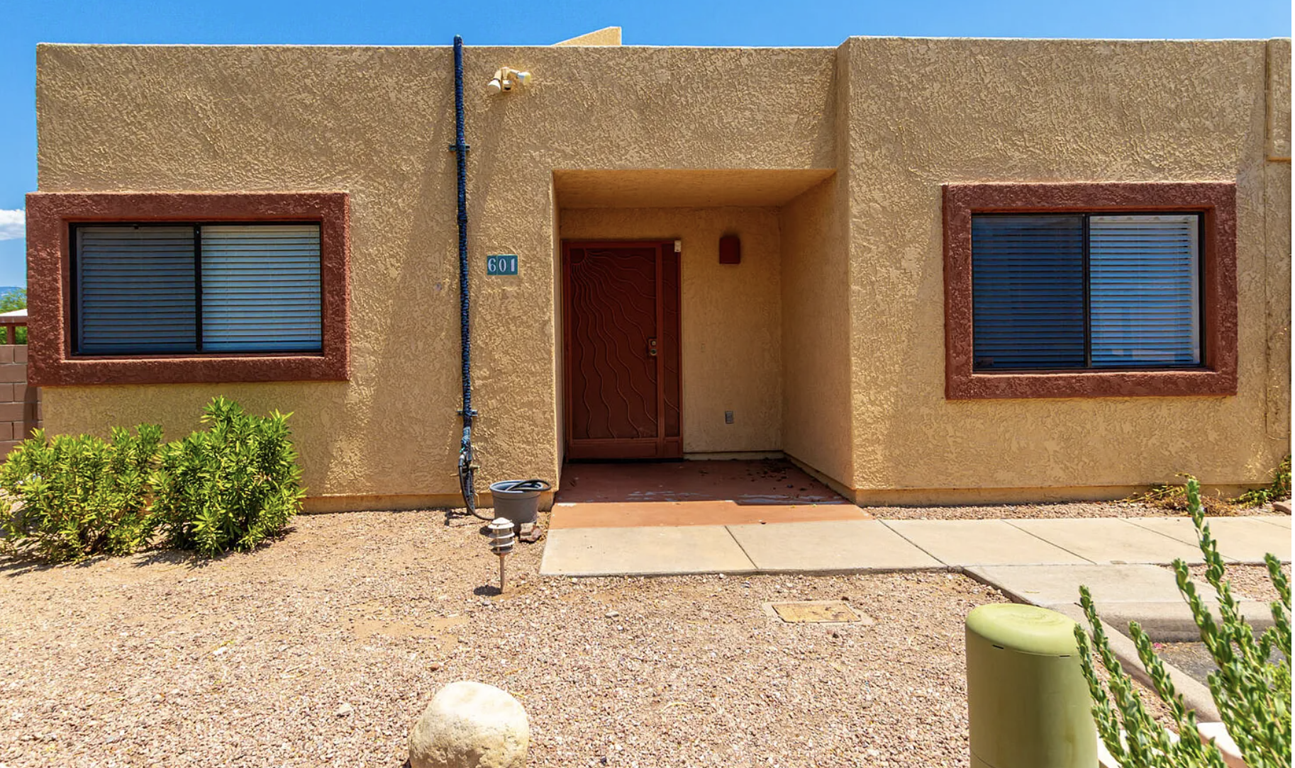 601 S Liana Pl, Tucson, AZ 85710